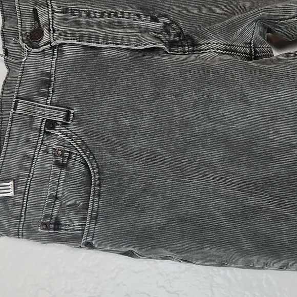 📌 Levi’s Premium Men’s Corduroy Pants – Gray W33 L32 (Measures 34x28.5) - Picture 3 of 9